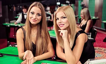 Bàn chơi Poker trực tuyến